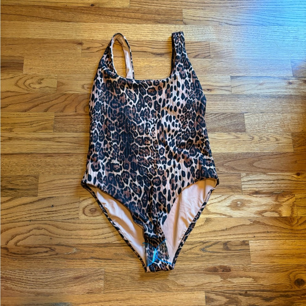 ASOS design rib swimsuit leopard print US 6